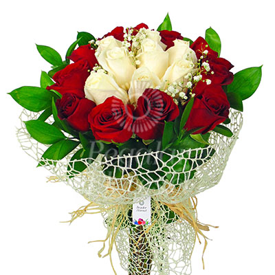 Ramo Blanco y Rojo | Regalar Flores, Envio de flores, desayunos y regalos a domicilio