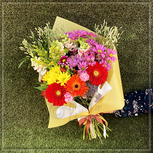 Ramo Deluxe Verónica | Regalar Flores, Envio de flores, desayunos y regalos a domicilio