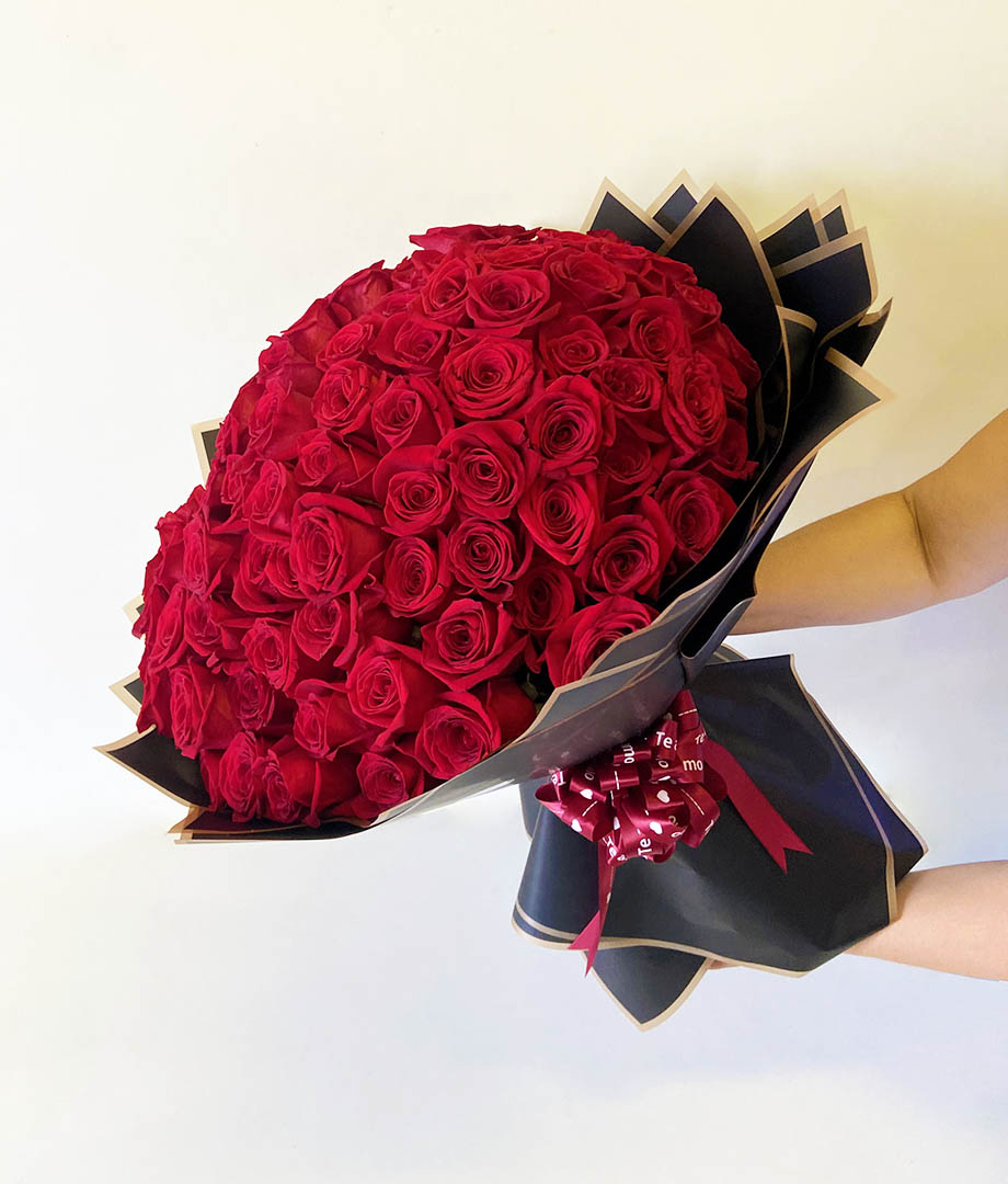 Ramo 100 rosas rojas_4