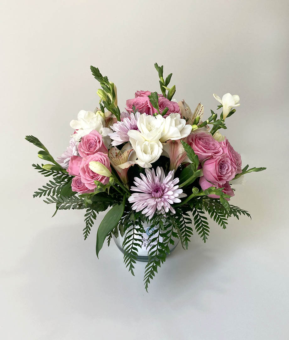 Pecera fresias y minirosas_1