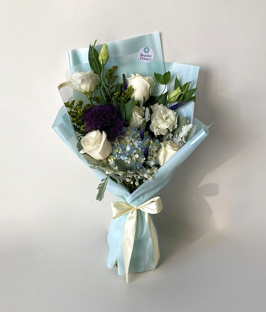 Ramo Anahí. Hortensia y lisianthus